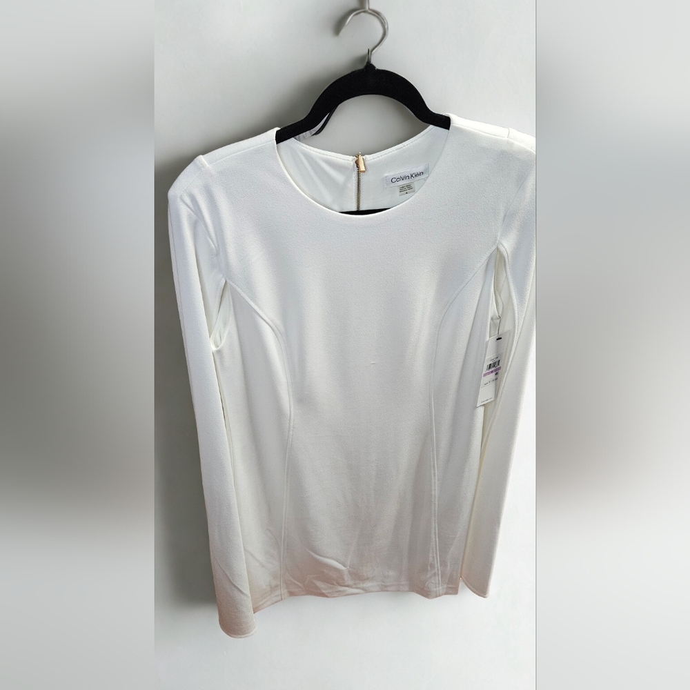 Calvin Klein Elegant White Dress With Cape
